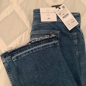 Zara slim fit boot cut low rise jeans in medium blue NWT